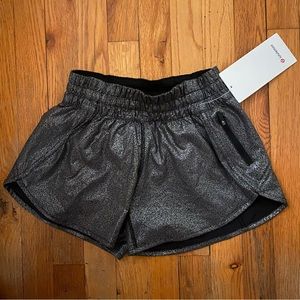 NWT Lululemon tracker shorts | size 4
